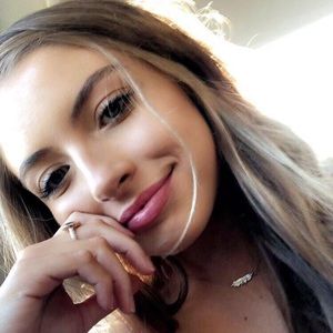 Meet your Posher, Chasity